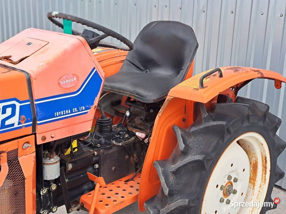 Traktorek traktor HINOMOTO E182S 18 24 dolnośląskie Małuszyn
