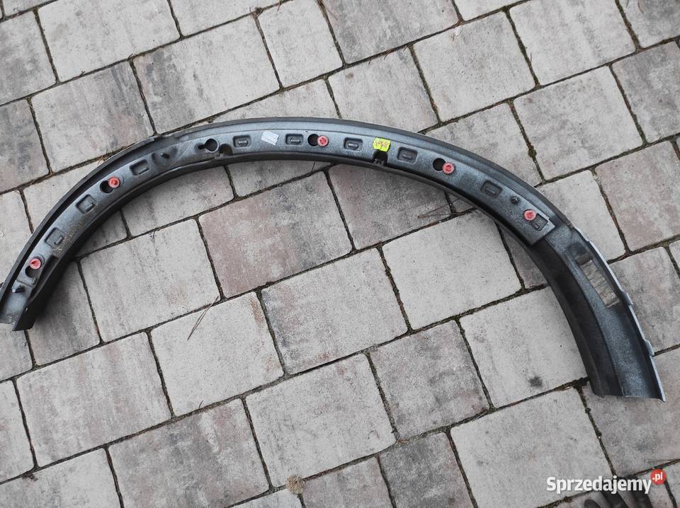 Volvo XC90 listwa błotnika prawy tył 30695490 RH Słupca