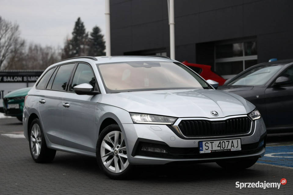 koda Octavia 15 TSI ACT Ambition serwisowany IV srebrny Tychy