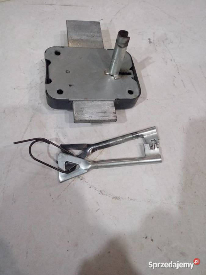 Zamek zasuwa Niedrzwica Duża