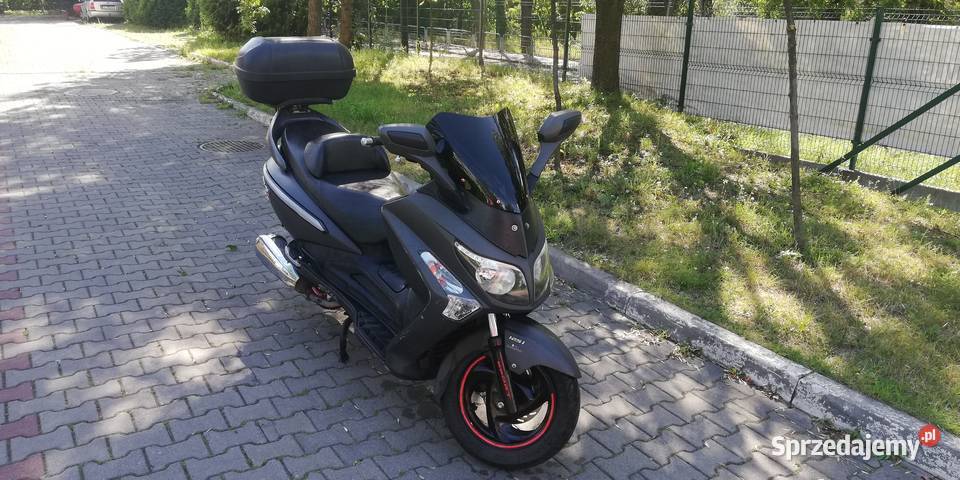 Sym GTS 125 wtrysk zadbany z dużym kufrem