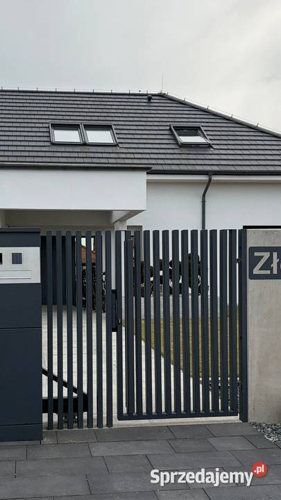 Ogrodzenia nowoczesne metalowe bramy przesuwne
