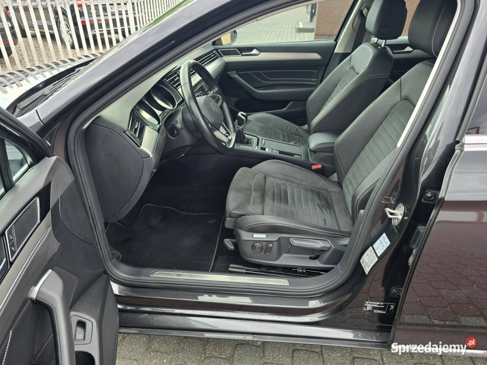 Volkswagen Passat ELEGANCE Sedan 15 TSI 150 Włocławek