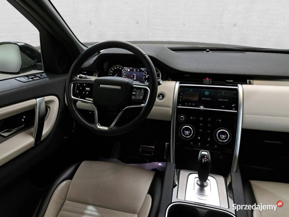Land Rover Discovery Poleasingowe BZ V 2017 dolnośląskie Komorniki sprzedam