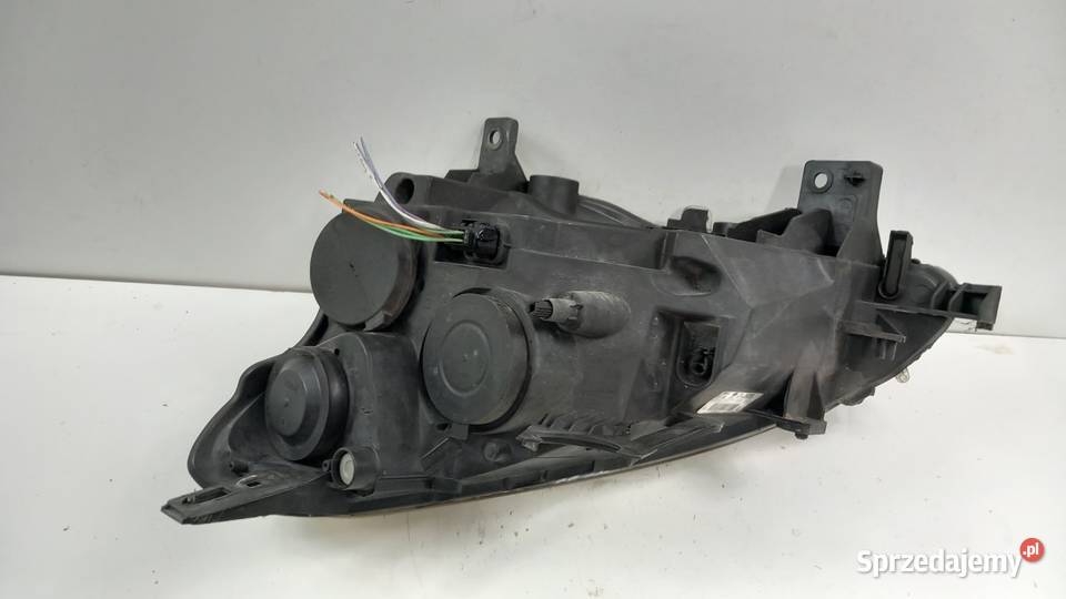 TOYOTA VERSO 20092013 LAMPA PRZÓD PRAWA Lampy przednie wielkopolskie Zbierkowo