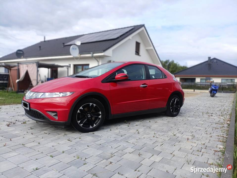 Honda Civic VIII 14 benzyna maly przebieg brak lubuskie