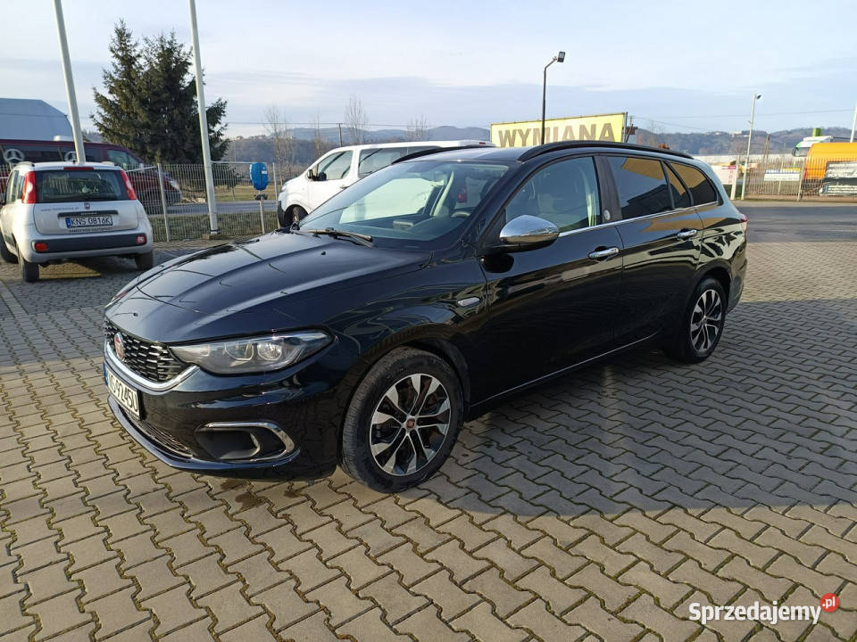 Fiat Tipo Kombi 14 TJet MIRROR 120 serwis ASO Rok produkcji 2019 Nowy Sącz