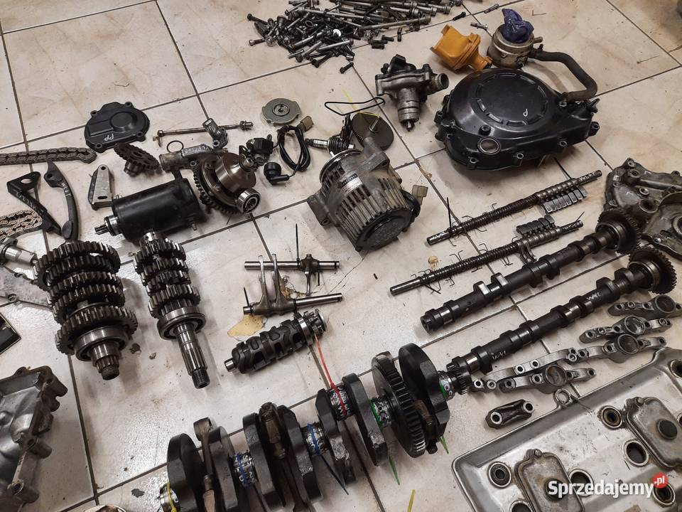 Kawasaki zx9r silnik części kapa sprzęgło wałek Silniki i osprzęt Jelenia Góra
