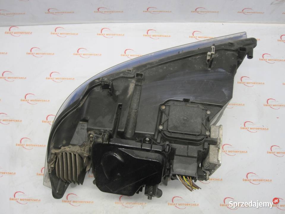 BMW E90 LCI LIFT lampa prawy przód 7202592 Kielce sprzedam
