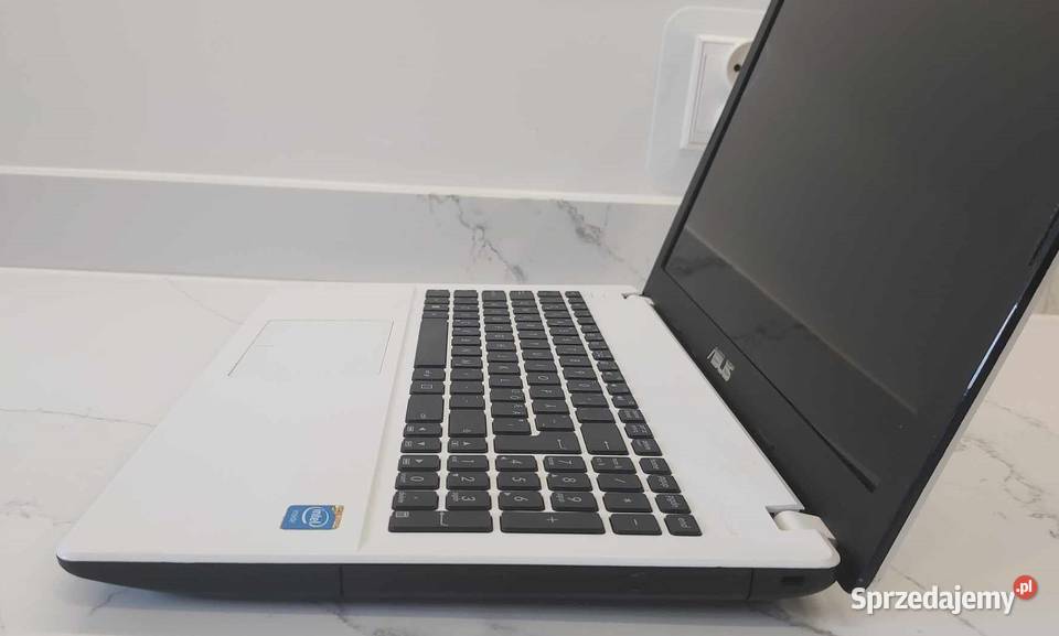 Biały ASUS X551M Intel Celeron N28308GbDDRSSD240 Ćmielów sprzedam