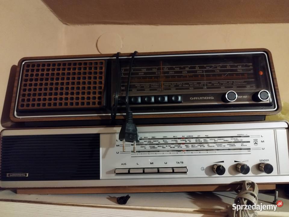 sprzedam Radia widoczne na zdjęciu Szydłów