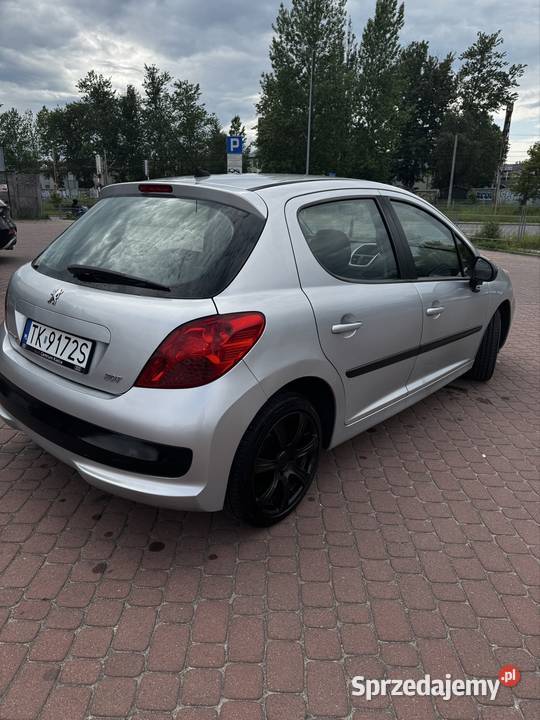 Peugeot 207 14 Hdi klimatyzacja elektryczne lusterka Kielce sprzedam