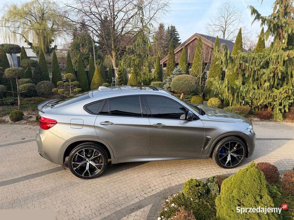 BMW X6M 44 Benzyna 575 4x4 2017r niski przebieg X6 M