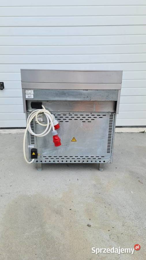 Kuchnia elektryczna z piekarnikiem konwekcyjnym sprzedam