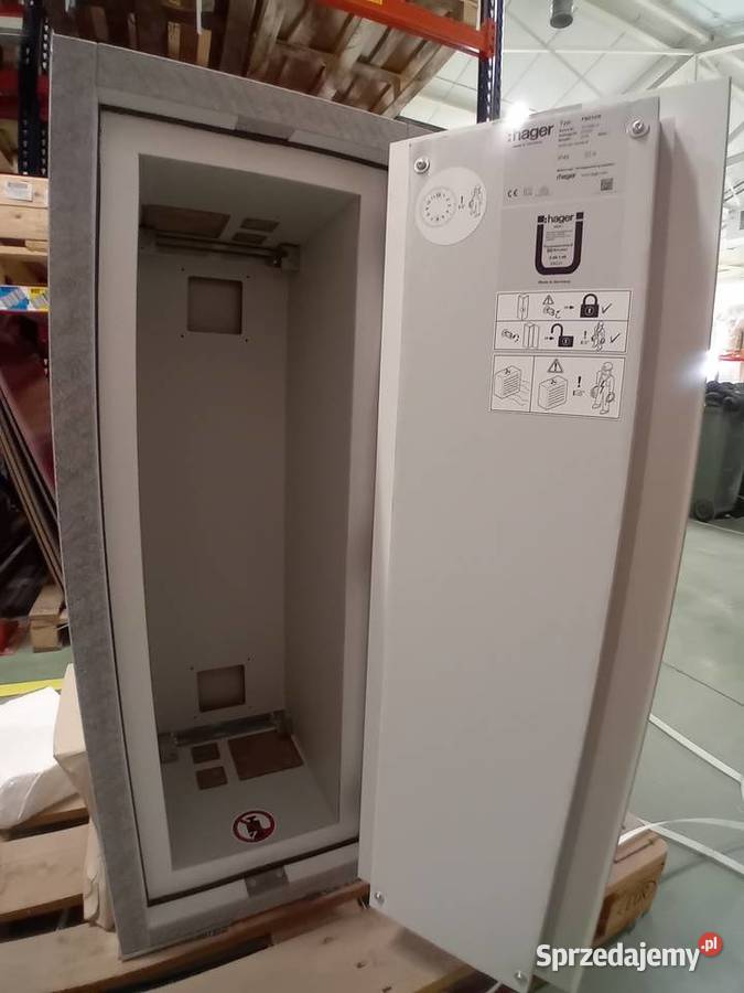 Obudowa natynkowa E90 RAL 9010 FB61SN HAGER