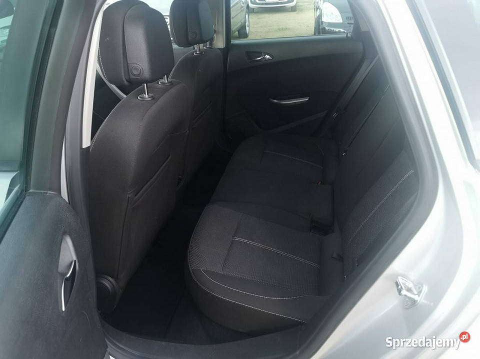 Opel Astra 14 100 Klima ElektrykaParktronik J Astra Strzegom