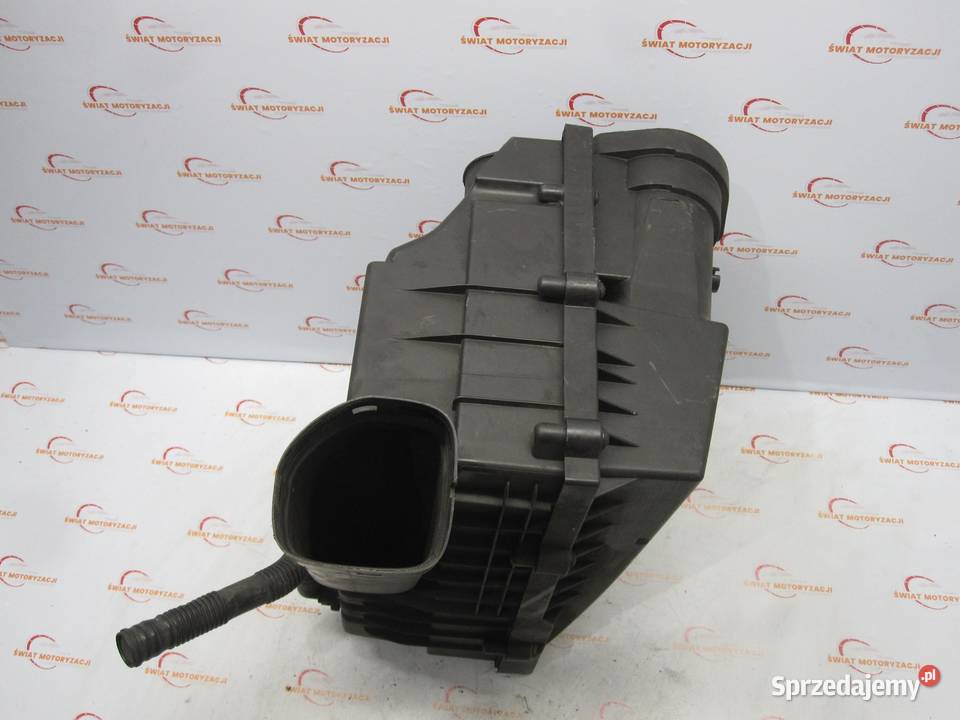 VOLKSWAGEN TIGUAN I 10r obudowa filtra powietrza Obudowy filtrów