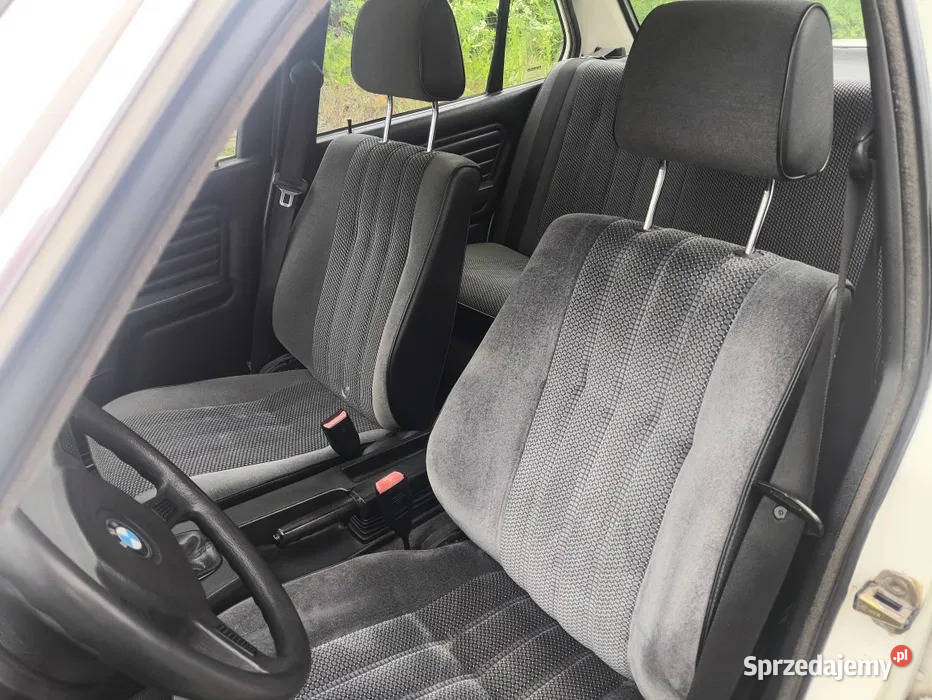 BMW serii 3 e30 316i 99 1989 zadbany Wieliczka