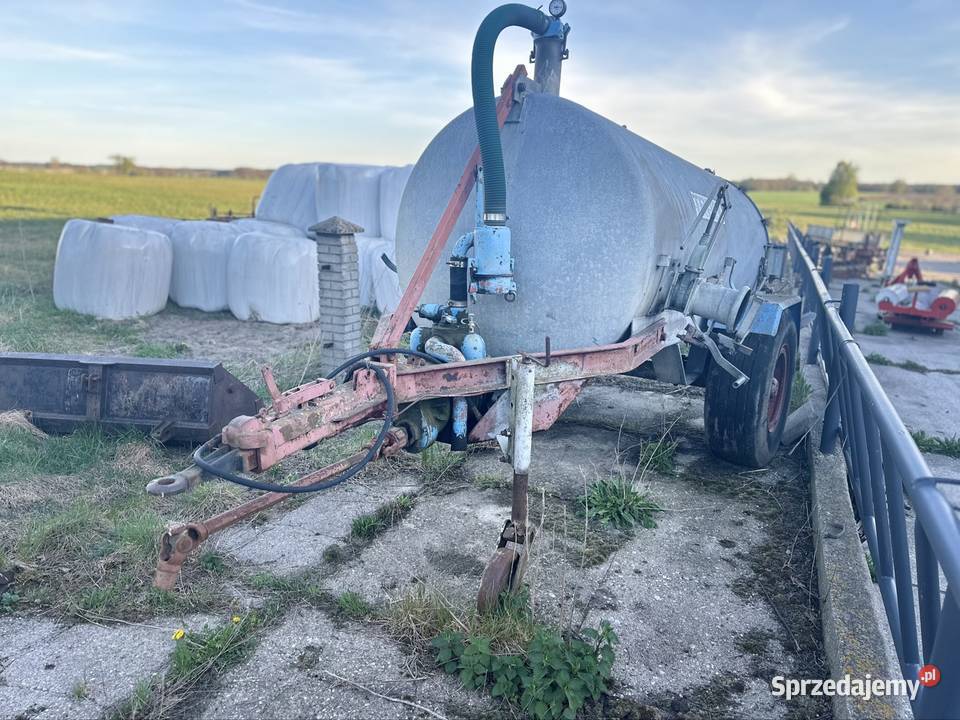 Beczkowóz Wóz asenizacyjny 5000 l sprawny