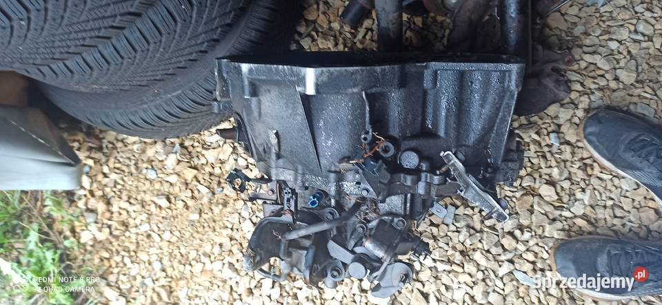 Nissan xtrail t30 22 skrzynia manualna osobowe śląskie Imielin