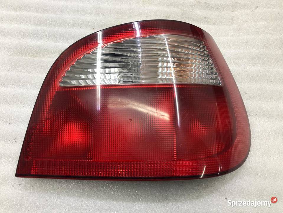 LAMPA PRAWY TYŁ RENAULT MEGANE I 2VP00810102