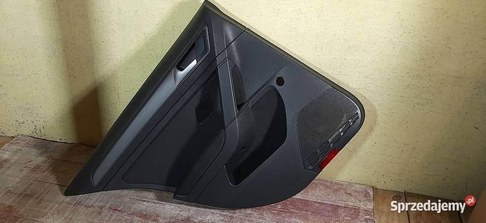 Boczek tapicerka drzwi VW Golf VII Lewy tył świętokrzyskie Włoszczowa