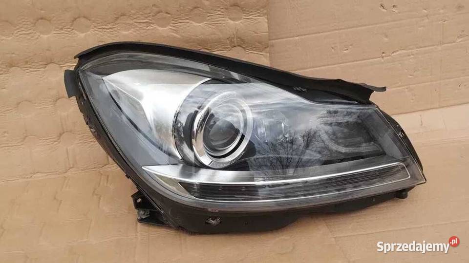 Lampa Przod Bi Xenon Led ILS Mercedes W204 Lift Lampy przednie