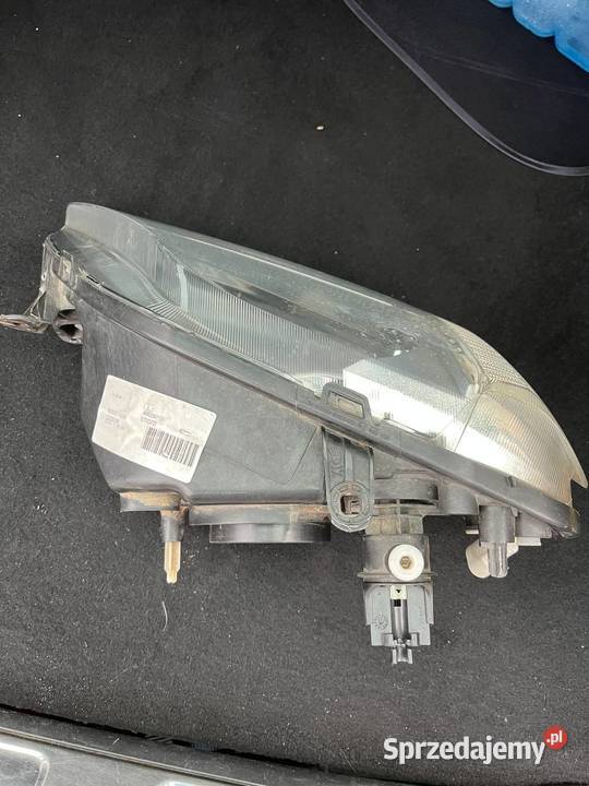 Lampy przód Dacia Logan osobowe Warszawa