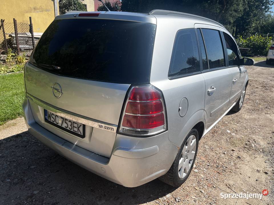Opel zafira 19cdti 7 osobowa Rok produkcji 2006 Paprotnia