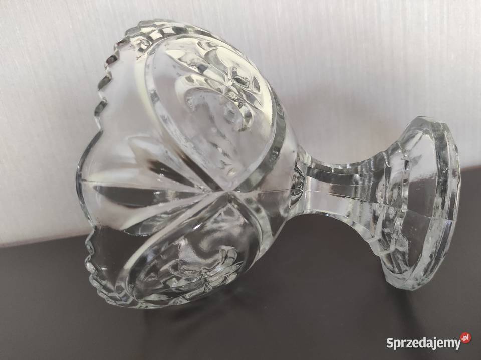 Cukiernica paterka Lilijka szkło Bohemia Czechy Białystok