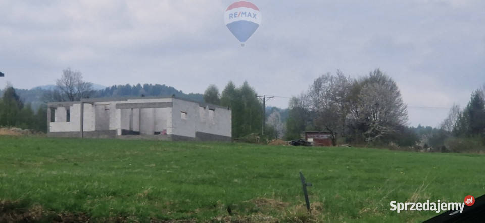 Rozpoczęta budowa domu na widokowe działce w mieszkalny Jeleśnia