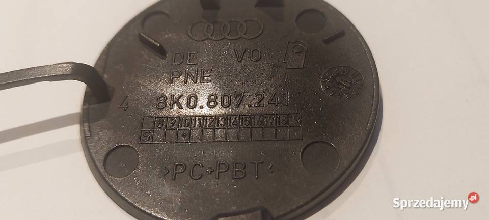 Zaślepka haka zderzaka przód AUDI A4 B8 Pozostałe Szczecin