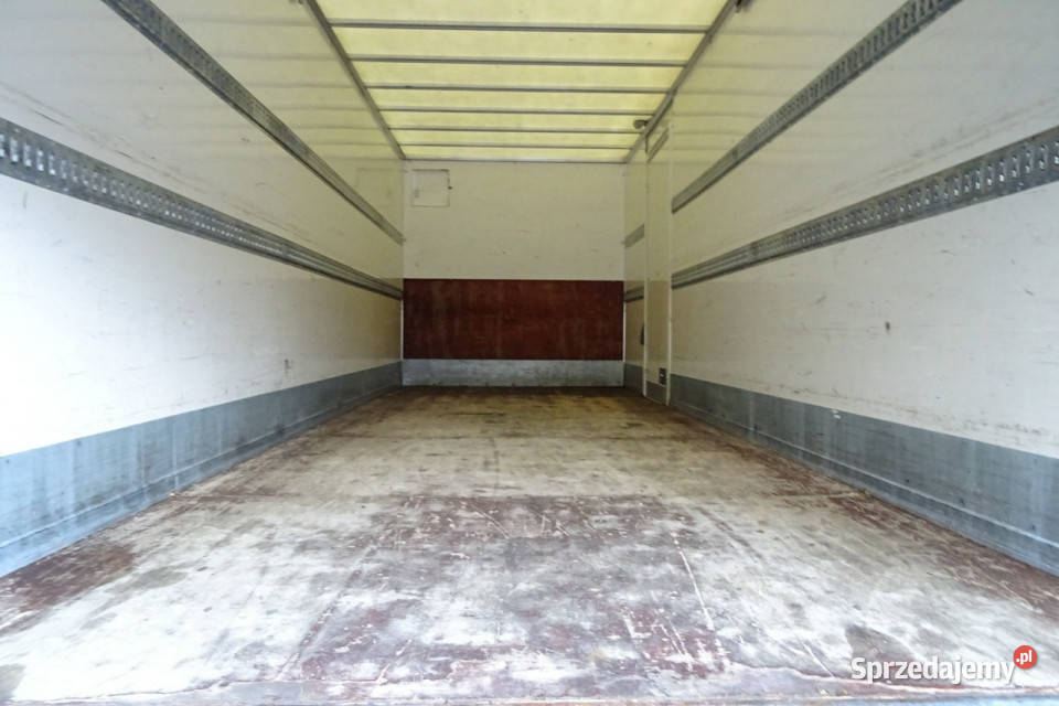 DAF LF 220 Euro 6 kontener 18p winda sprowadzony Góra Kalwaria