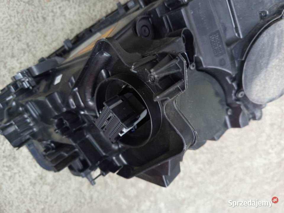 Reflektor prawy BMW X3 g01 X4 g02 lci orgi osobowe podkarpackie