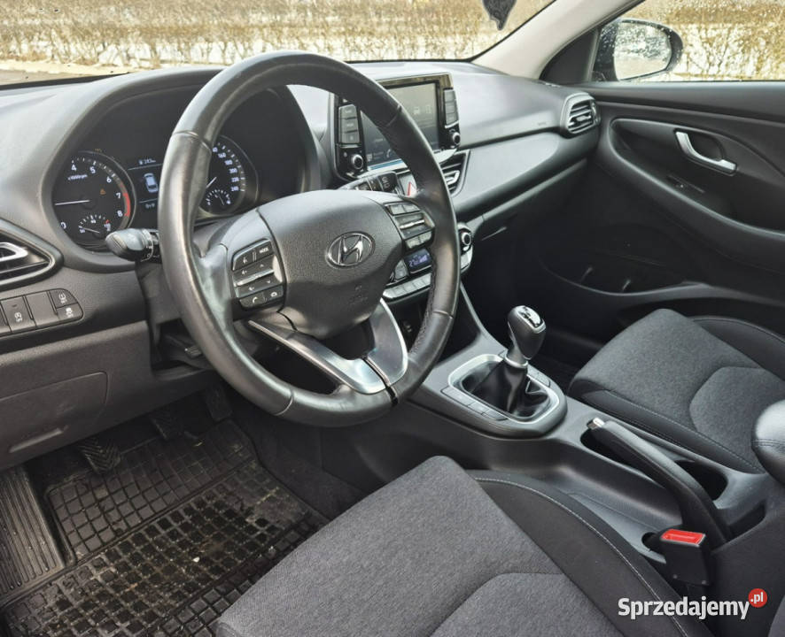 Hyundai i30 10 TGDI 6MT 120 Wersja SMART Salon