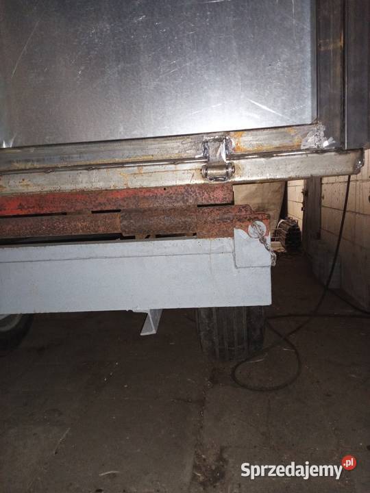 Przyczepa wywrotka 3 strony jednoosiowa 6 t Same sprzedam