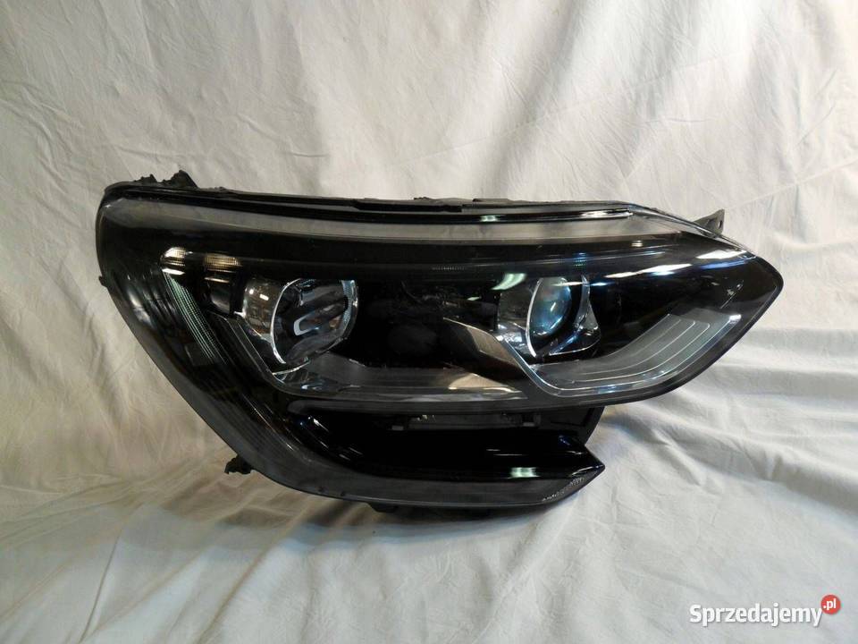 Reflektor Przód strona prawa Renault Megane IV Nowy Tomyśl