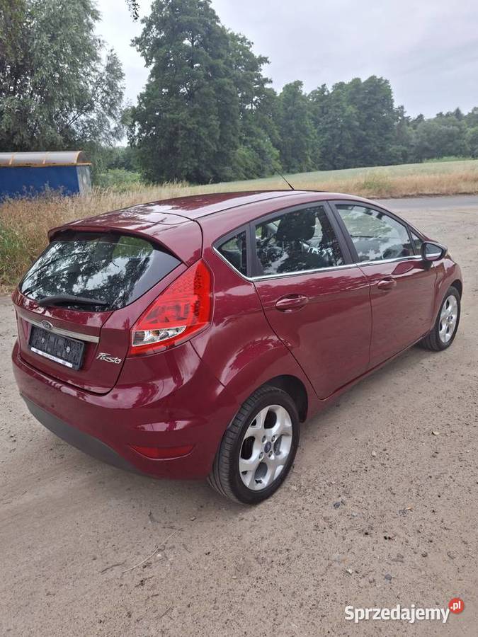 FORD Fiesta mk7 benzyna 125 klimatyzacja benzyna Sieradz