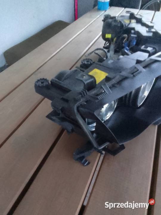 BMW E46 sedan kombi lampy przednie lift Xenon Lampy przednie Obrzycko