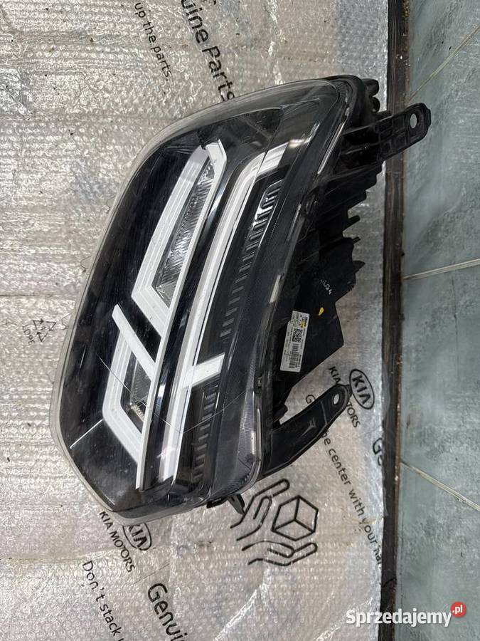 Dacia Duster 2 II lift lampa Led przednia prawa Lampy przednie Bielsko-Biała