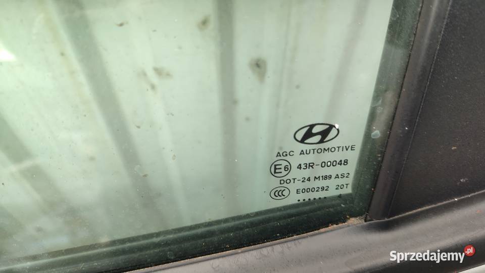 HYUNDAI IX35 DRZWI TYLNE PRAWE LEWE 1015 POD Włoszczowa