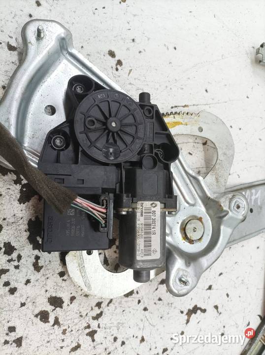 MECHANIZM SZYBY PRAWY PRZÓD 807302741R Renault Rok produkcji 2012