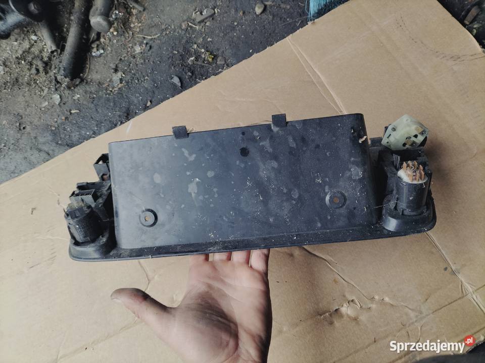 włącznik świateł osłona licznika OPEL KADETT