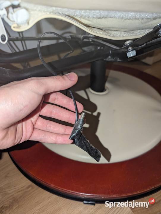 Fotel do masażu z podnóżkiem DAWNA JAKOŚĆ Mrągowo