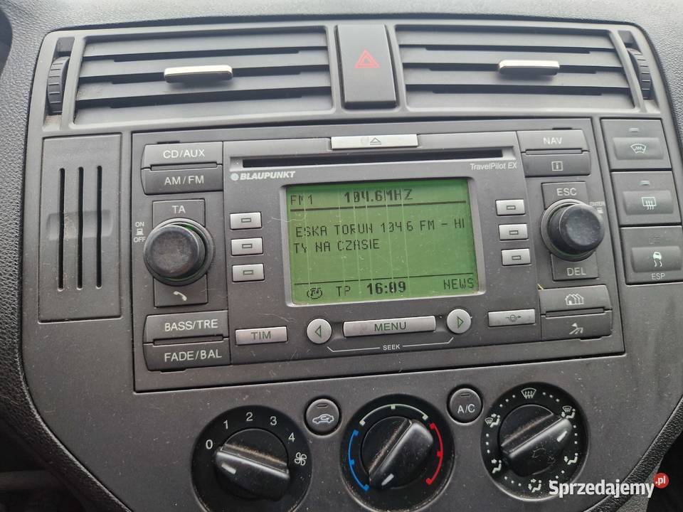 Zadbany czarny Ford C 18 tdci dlugie opłaty manualna