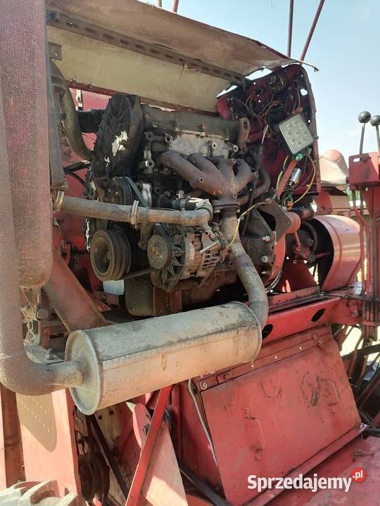 Kombajn Massey ferguson m 31 nieuszkodzony