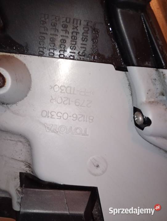 Okazja Lampy przednie orginał oe Toyota Avensis Wrocław sprzedam