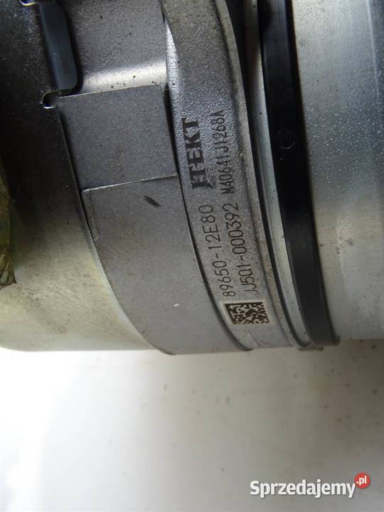 POMPA WSPOMAGANIA TOYOTA COROLLA E18 Q003TC8071