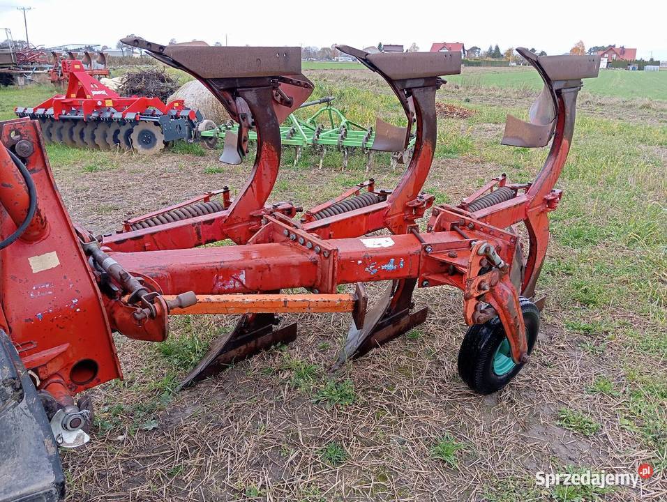 Pług kverneland 3 obrotowy