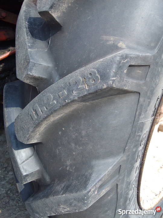 Władimirec T25 z pługami i bronami Piaski sprzedam